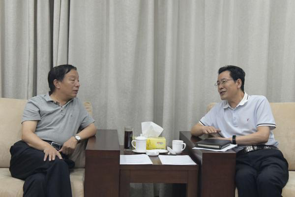 省司法廳黨委書記、廳長牛紀南一行前往建筑設計院<br/>檢查驗收“七五”普法工作